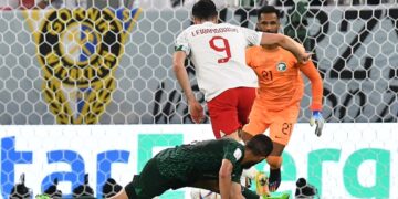 بولندا تخمد أفضلية السعودية