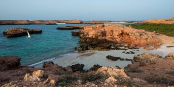 محمية جزر الديمانيات.. وجهة سياحية ذات تنوع أحيائي