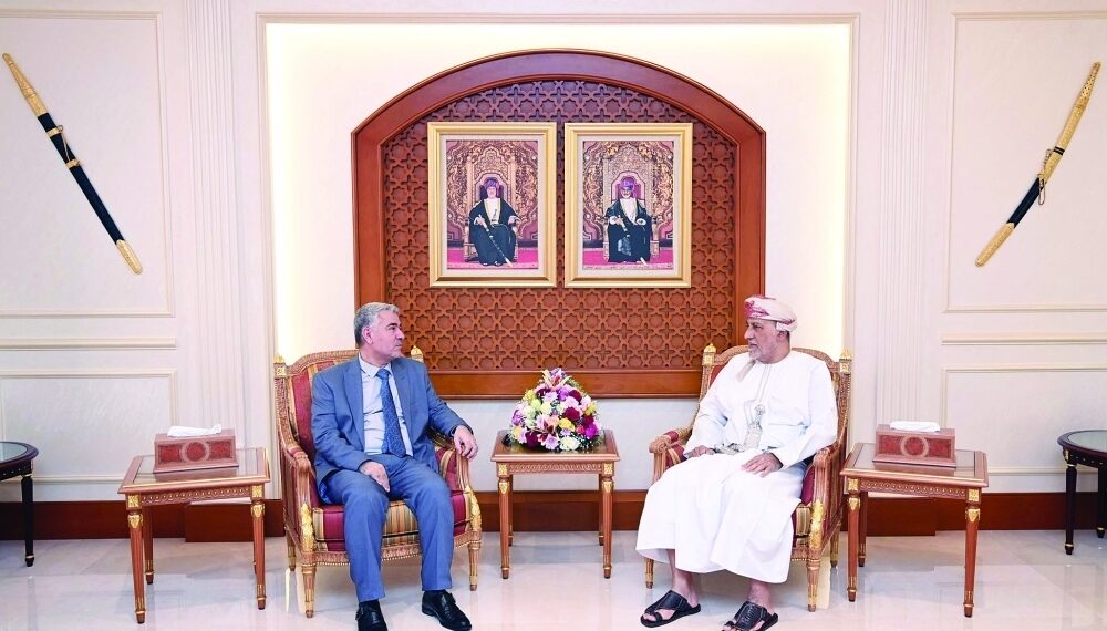 السيد شهاب يستقبل السفير الجزائري 1 السيد شهاب يستقبل السفير الجزائري