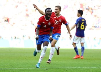 Costa Rica rebound from drubbing to stun Japan