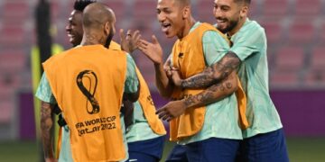 Brazil without Neymar as Portugal target last 16
