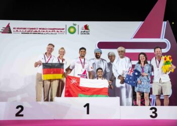 الفريق العُماني يتوّج ببطولة العالم لقوارب آر.أس فنتشر لذوي الإعاقة