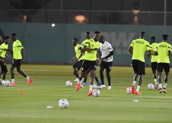 أمل الأدوار الإقصائية يراود السنغال والإكوادور في كأس العالم