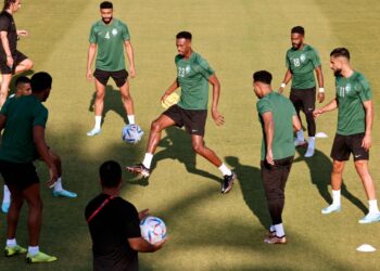 الغيابات تضرب المنتخب السعودي قبل مواجهة المكسيك