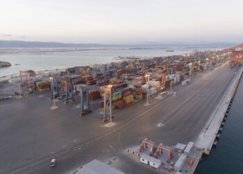 طرح تحديث محطة الحاويات بميناء صلالة للمناقصة