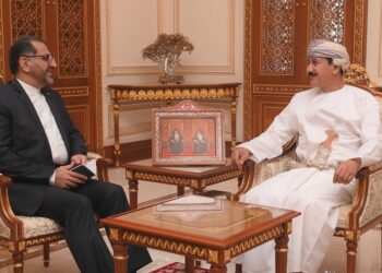 وزير المكتب السلطاني يستقبل سفراء إيران وإيطاليا والصين