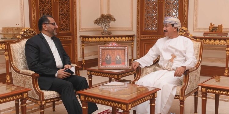 وزير المكتب السلطاني يستقبل سفراء إيران وإيطاليا والصين
