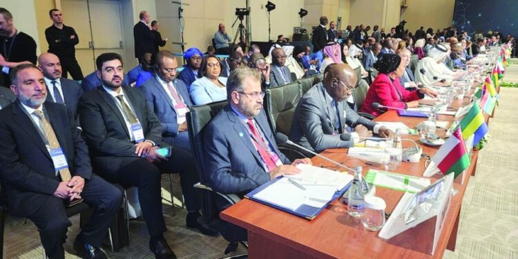 "الكومسيك" تستعرض التطورات الاقتصادية الدولية بمشاركة سلطنة عمان 1 “الكومسيك” تستعرض التطورات الاقتصادية الدولية بمشاركة سلطنة عمان