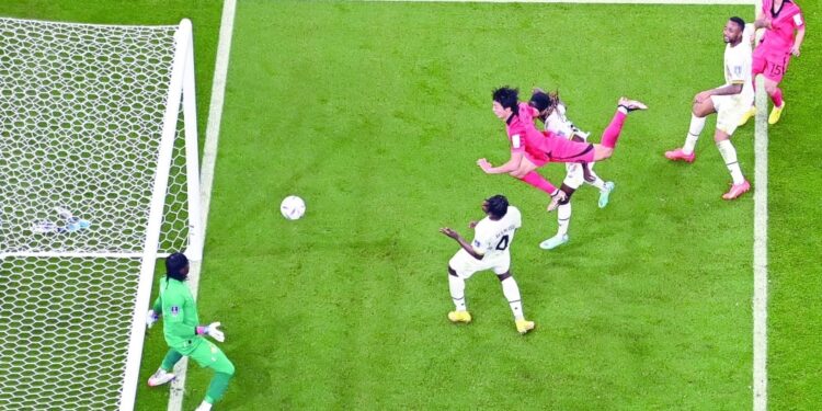 غانا تستعيد توازنها بفوز على كوريا الجنوبية 1 غانا تستعيد توازنها بفوز على كوريا الجنوبية