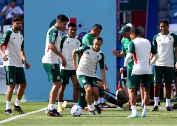 منتخب السعودية يطمح في بلوغ الأدوار الإقصائية عبر بوابة المكسيك