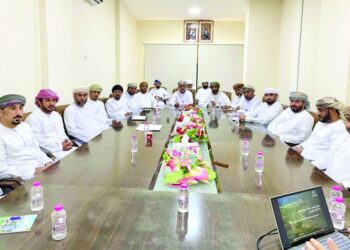 اجتماع يبحث تعزيز البحث العلمي والتطوير والابتكار الزراعي بمسندم