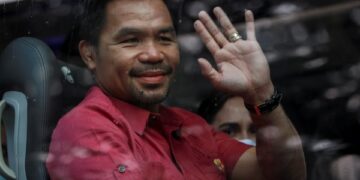 Filipino referee admits cheating to help Pacquiao win fight in 2000