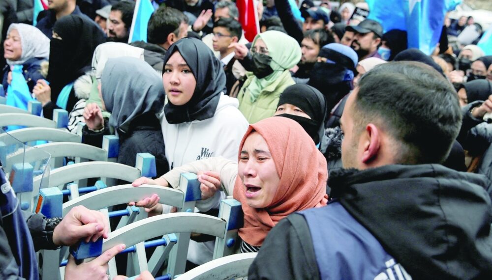 الصين تواصل اجراءات احتواء الاحتجاجات على القيود الصحية