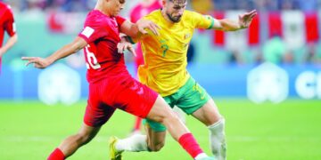 أستراليا تصعد لثمن النهائي بفوز حاسم على الدنمارك