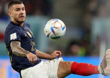 جراحة ناجحة للمدافع الفرنسي لوكاس هرنانديز