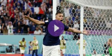 مبابي يقود فرنسا للفوز على الدنمارك والعبور إلى ثمن نهائي كأس العالم FIFA قطر 2022™
