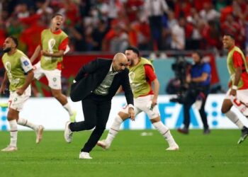 الركراكي يطالب بالحفاظ على الروح القتالية