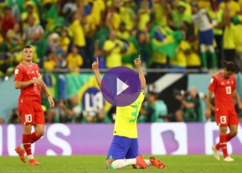 كاسيميرو يهدي البرازيل بطاقة التأهل إلى ثمن نهائي كأس العالم FIFA قطر 2022™