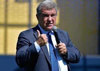 لابورتا: “ما يحدث في منتخب إسبانيا نتيجة لعمل تشافي الجيد”