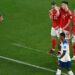 المنتخب الإنكليزي يتأهل إلى ثمن النهائي متصدراً للمجموعة الثانية 7 المنتخب الإنكليزي يتأهل إلى ثمن النهائي متصدراً للمجموعة الثانية