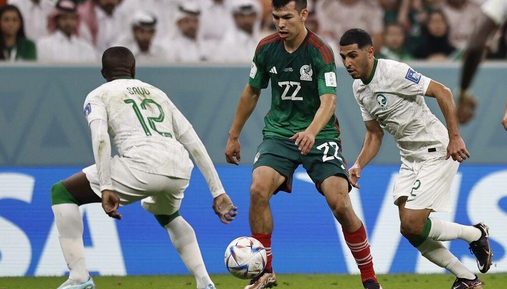 المكسيك تتفوق على السعودية وتودع كأس العالم معها