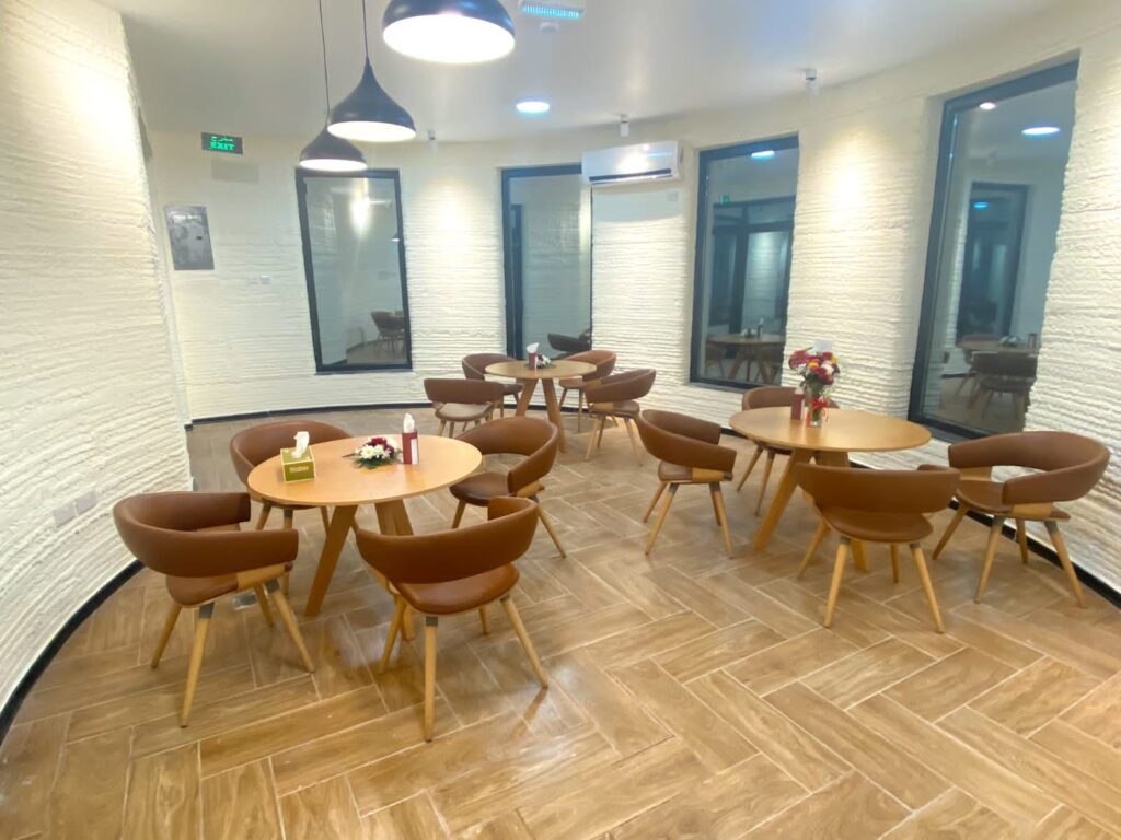 5955A584 C466 4649 96F4 AE6ACB6F1B74