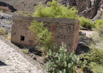 مسجدا الصفاة بوادي بني خروص بالعوابي مزار سياحي