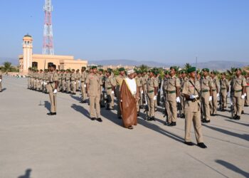 الجيش السُّلطاني العُماني يحتفل بتخريج دفعة جديدة من الجنود المستجدين بقوات الفرق