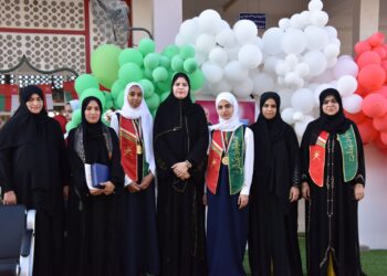 تعليمية الظاهرة تكرم الفائزات بمسابقة “ابتكار الكويت”