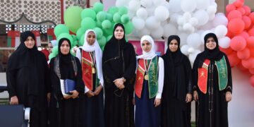 تعليمية الظاهرة تكرم الفائزات بمسابقة “ابتكار الكويت”