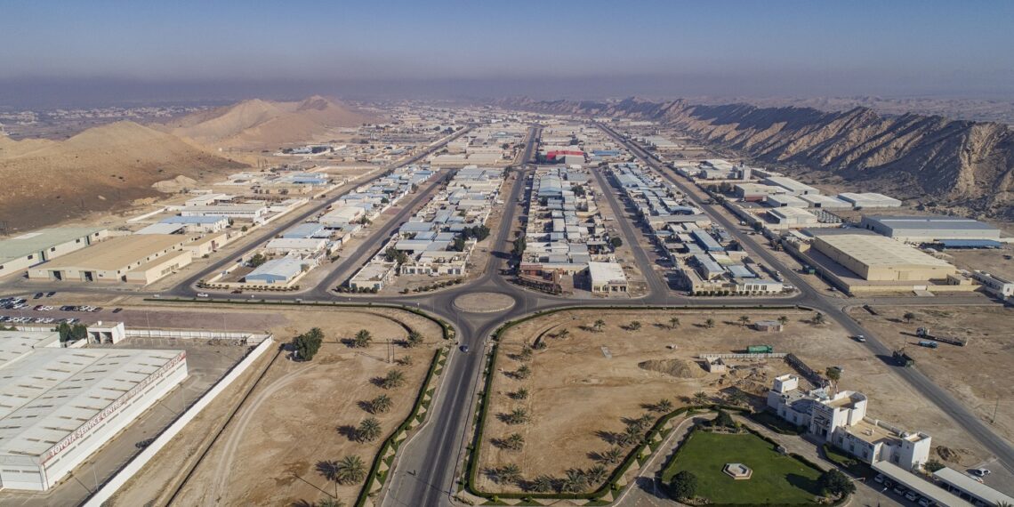 وزارة الاقتصاد تؤكد تحسن أداء الاقتصاد العماني بشكل عام 1 وزارة الاقتصاد تؤكد تحسن أداء الاقتصاد العماني بشكل عام