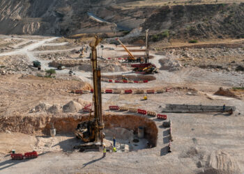شبكة الطرق بمحافظة ظفار توفر بنية متكاملة تواكب التنمية العمرانية والاقتصادية بسلطنة عُمان
