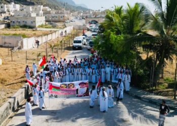 مسيرات ولاء وعرفان بولايات محافظة ظفار بمناسبة العيد الوطني الـ 52 المجيد