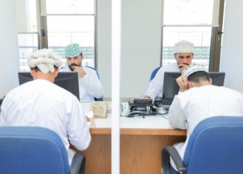وزارة العمل تعلن عن توفر ما يقارب 900 فرصة وظيفية في القطاع الخاص