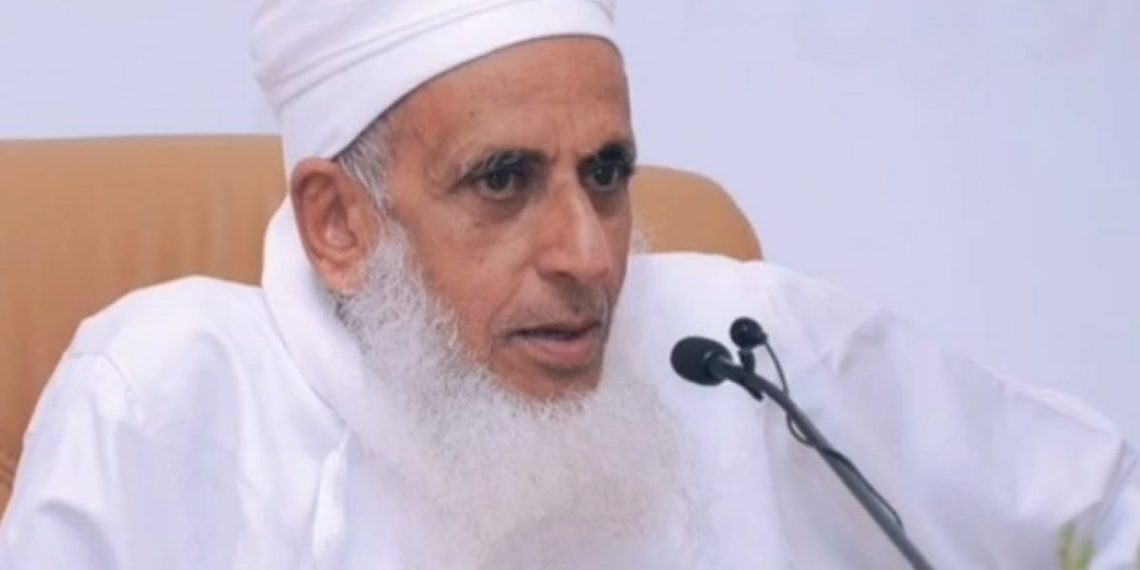سماحة الشيخ أحمد الخليلي : “الأمة لا تزال بخير” 1 سماحة الشيخ أحمد الخليلي : “الأمة لا تزال بخير”