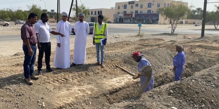 مواقف ومداخل وتنظيم لحركة المرور بالخابورة