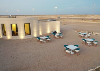 بدء استخدام وحدة تجارية باستخدام تقنية الطباعة ثلاثية الأبعاد في الدقم