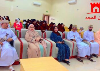مجموعة عمان المجد تعيش أفراحا نوفمبرية في ربوع صور العفية