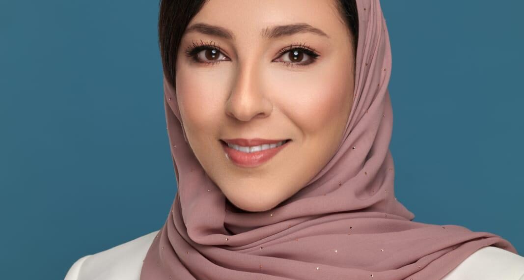 أكاديمية من جامعة السلطان قابوس تحصل على جائزة لوريال-اليونسكو