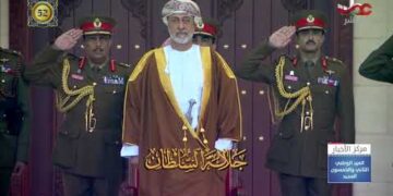 جلالة السلطان #هيثم_بن_طارق المعظم يشمل برعايته السامية العرض العسكري بمناسبة العيد الوطني 52