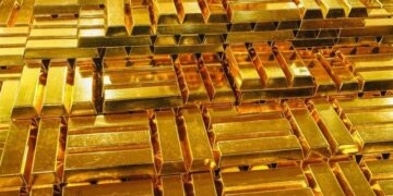الذهب يتراجع عن ذروة 3 أشهر