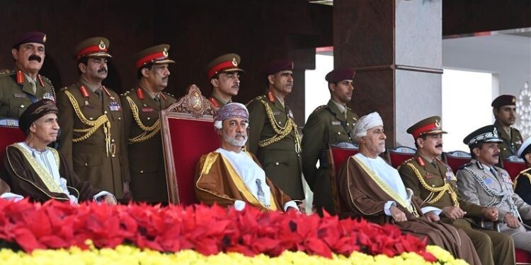 الانتهاء من تجهيزات الاحتفال بالعيد الوطني الـ 52 المجيد