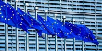 الاتحاد الأوروبي يحذّر من ركود مرتقب في منطقة اليورو