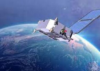 قمر ناسا الصناعي الصغير يصل إلى مداره حول القمر