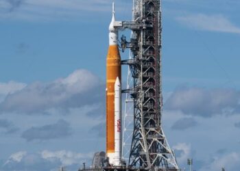 “ناسا” تعتزم إرسال صاروخ إلى القمر بعد نصف قرن من الغياب