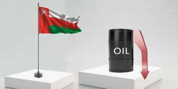 سعر نفط عُمان ينخفض 4 دولارات و26 سنتًا