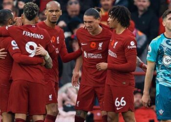 ليفربول يفوز على ساوثهامبتون 3 / 1 في الدوري الإنجليزي
