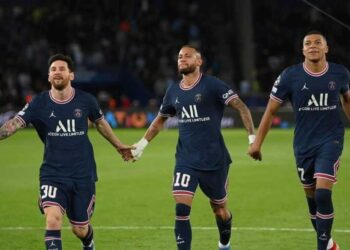 نادي باريس سان جيرمان يعزز صدارته للدوري الفرنسي