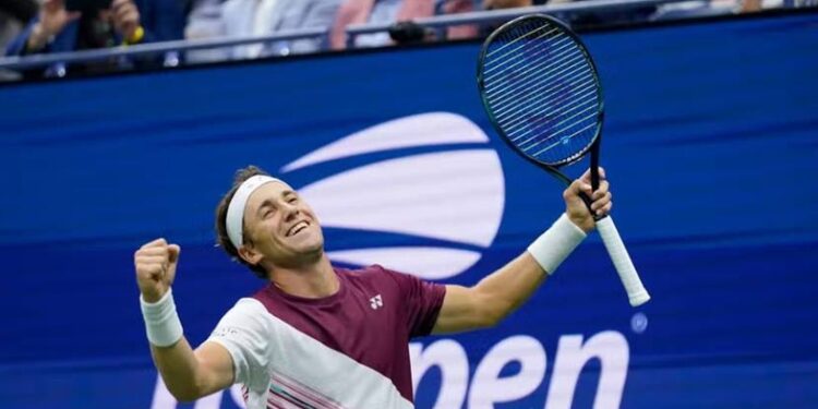 الأمريكي فريتز يفوز على نادال في البطولة الختامية لكرة المضرب 1 الأمريكي فريتز يفوز على نادال في البطولة الختامية لكرة المضرب