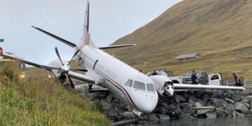 Two killed in US plane crash, one missing